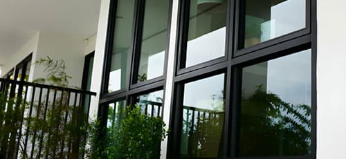 Tipos de ventanas fijas de varias secciones elaborada con perfiles ptr de acero